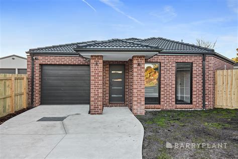 eacorts pakenham|5 Malcolm Crt, Pakenham, VIC 3810